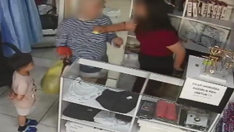 Pantolon paçası kavgası: Kadın terzinin kızını darbetti
