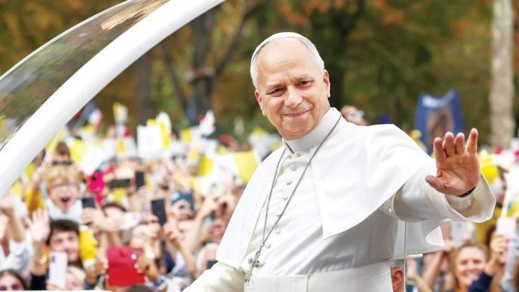 Papa 14. Leo Paris'te 700 Bin Kişilik Açık Hava Ayini Düzenledi