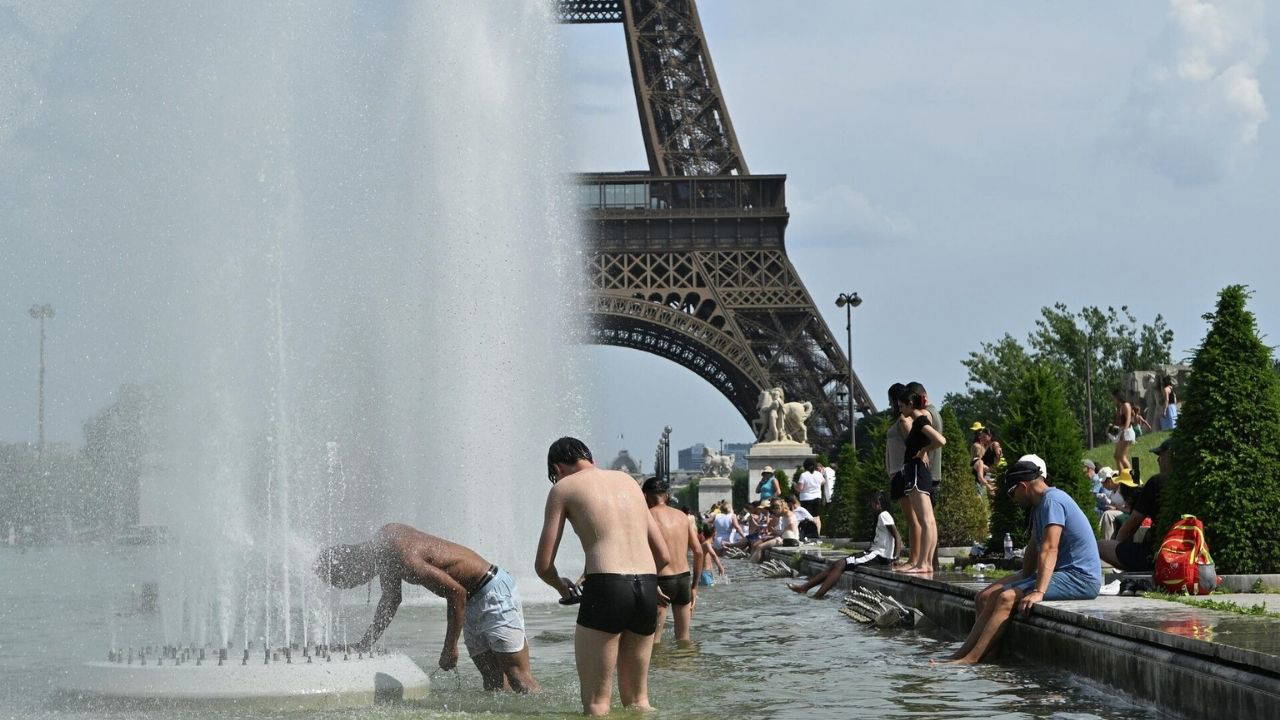 Paris'te aşırı sıcaklar: Cenaze salonları kapasite sınırına dayandı