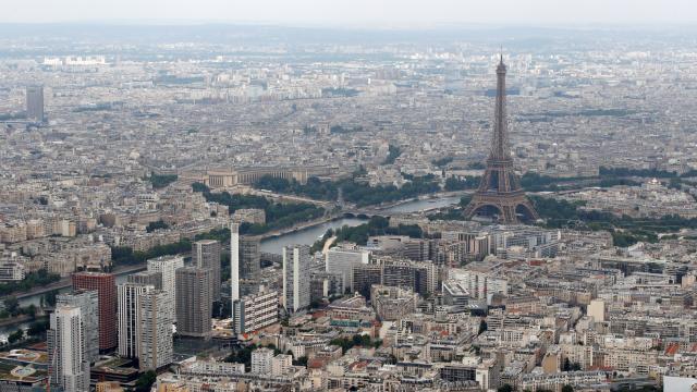 Paris'te sıcak hava dalgası: Kamusal alanlarda alkol yasağı getirildi