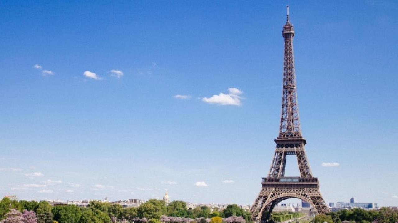 Paris Yazında Büyük Sessizlik: Şehir Ağustosta Nasıl Boşalıyor