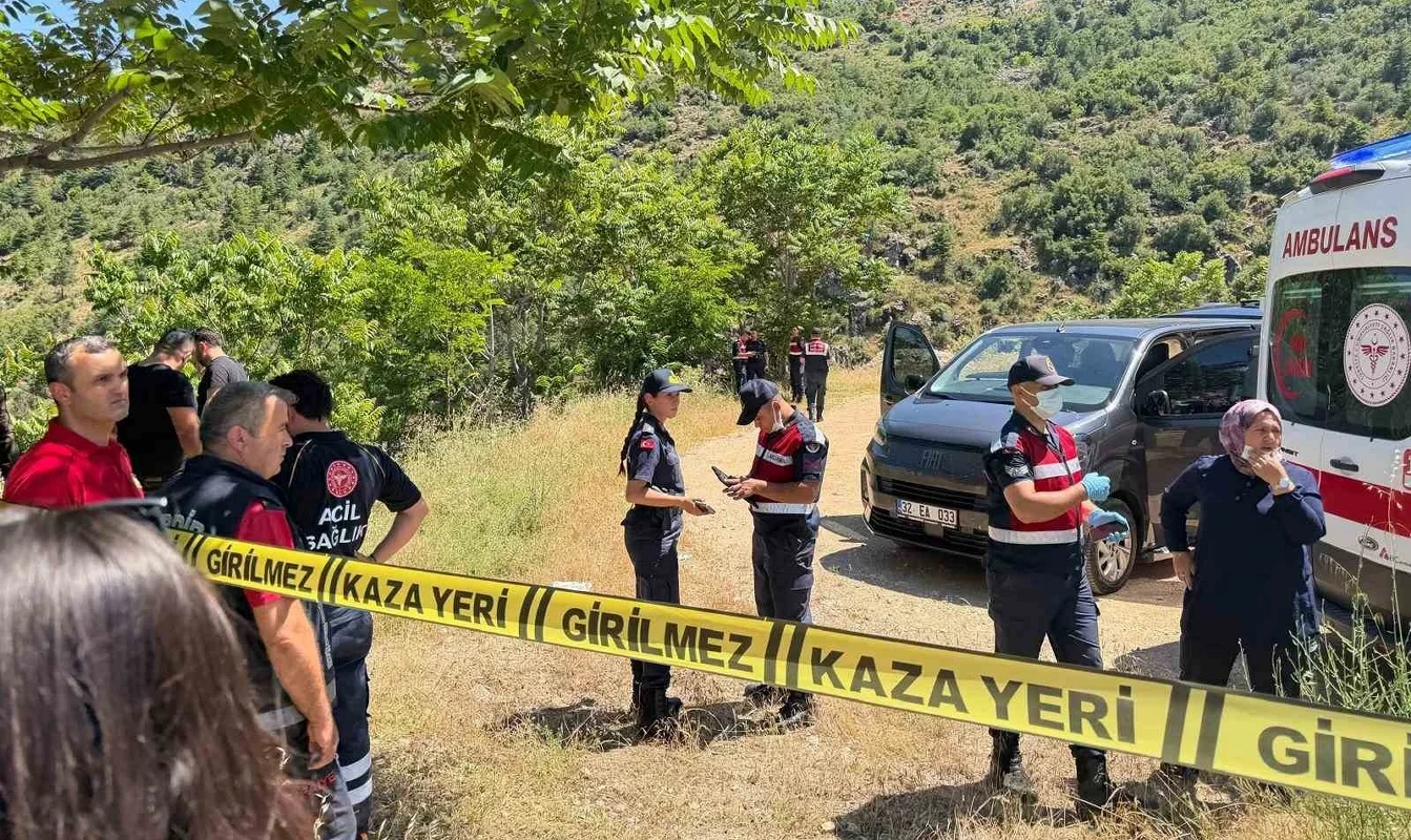 Park halindeki otomobilde iki gencin cansız bedeni bulunmuştu: Ön otopsi raporu çıktı