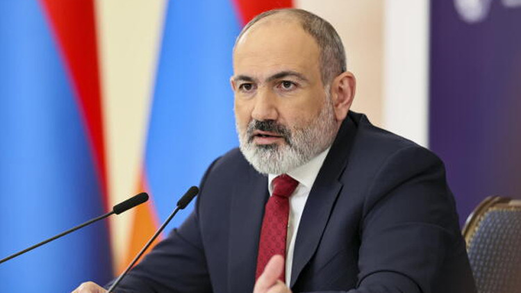 Paşinyan'dan Rusya'ya Demir Yolu İmtiyazları Çağrısı