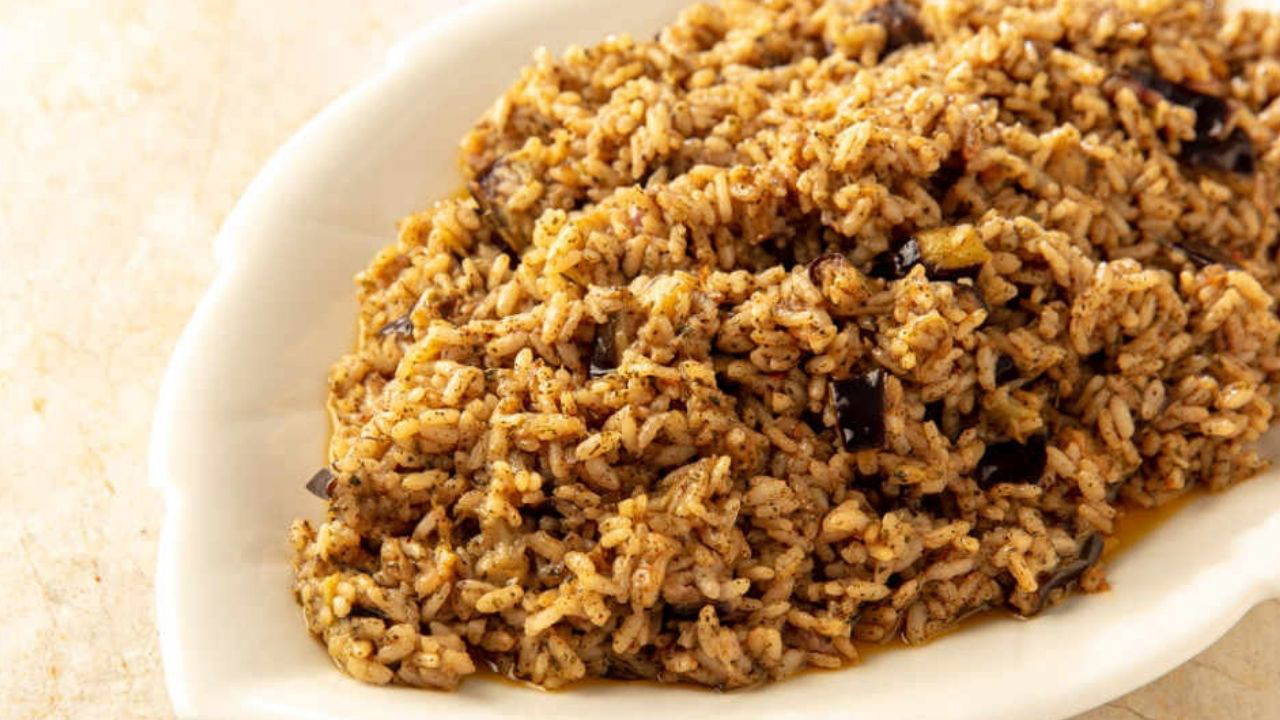 Patlıcanlı Pilav Tarifi: Tane Tane ve Nefis Aromalı
