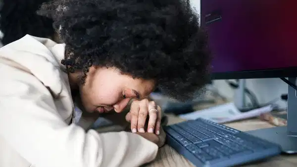 Pazar Günü Yorgunluğu Bitiren 3 Etkili Ritüel