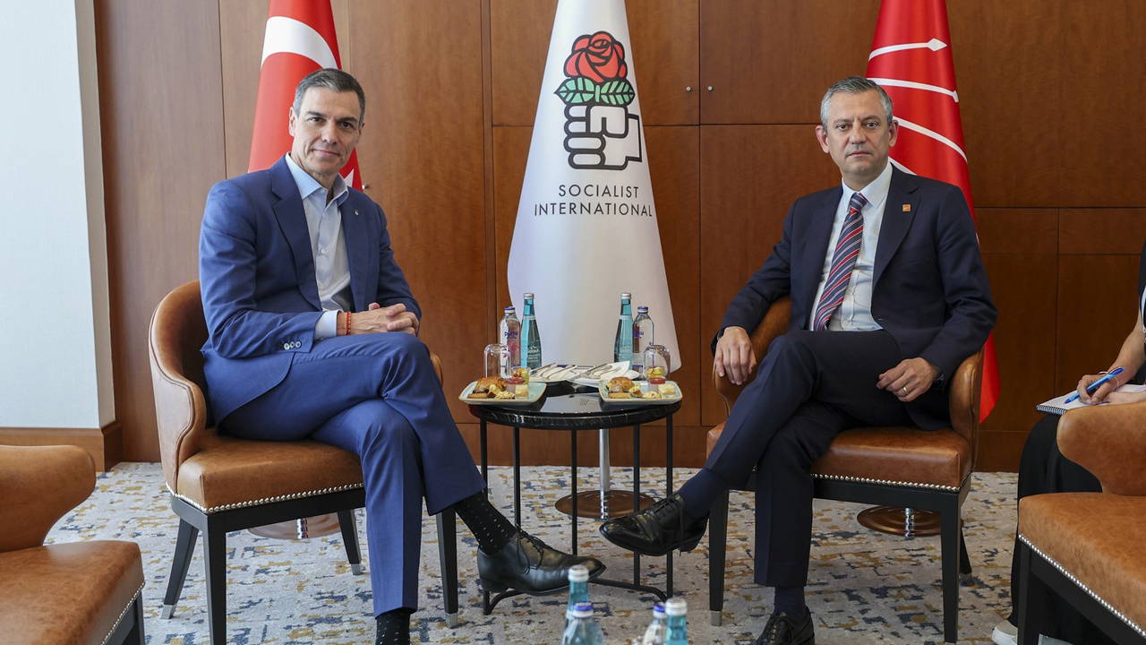 Pedro Sánchez'den Özgür Özel'e destek mektubu: 'Cesur kararınız umut veriyor