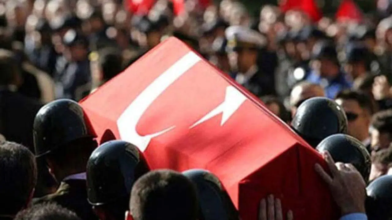 Pençe Kilit'te kazada yaralanan uzman çavuş şehit oldu