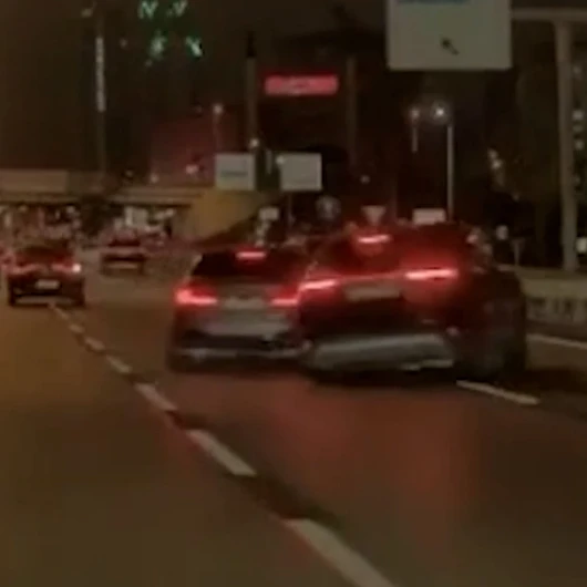 Pendik D-100'de Kontrolsüz Şerit Değişimi Kazayla Sonuçlandı