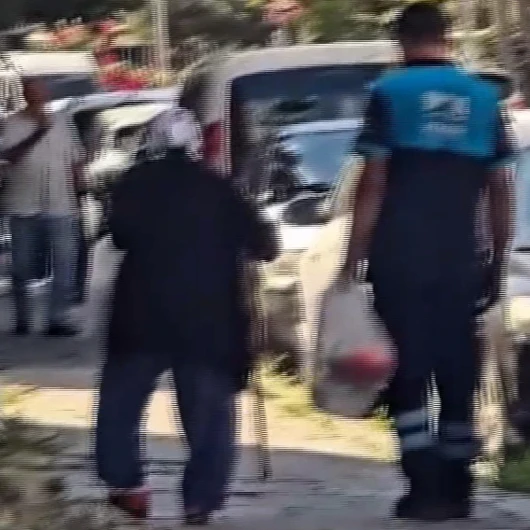 Pendik'te Temizlik Personelinden Yaşlı Kadına Anlamlı Yardım