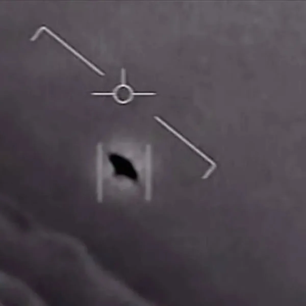 Pentagon'un Gizliliği Kaldırılan UFO Dosyalarında 'Agresif Manevralar Yapan Soğuk Küreler' Detayı
