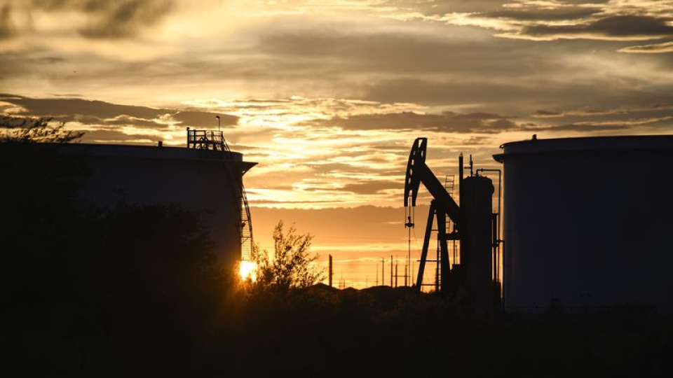 Petrol fiyatları hisse senetlerini canlandırabilir