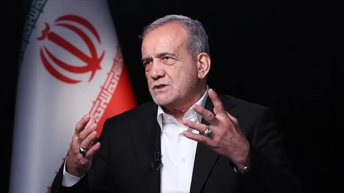 Pezeşkiyan: Hamaney'in Sağlık Durumu Gayet İyi