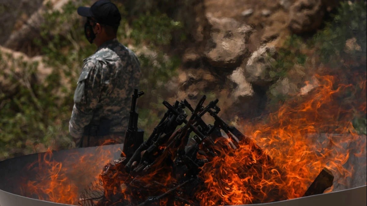 PKK silahlarını Zagros mağaralarında saklıyor