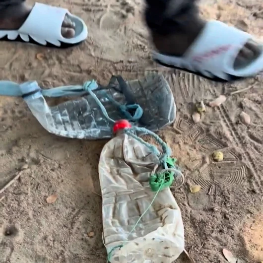 Plastik Şişelerden Terlik Yapan Çocuklara Yardım Eli