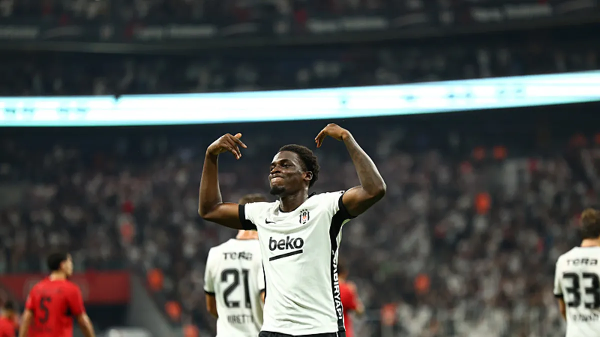 Poku'dan Beşiktaş'a Hız ve Hücum Gücü: Eski Hocasından Övgü
