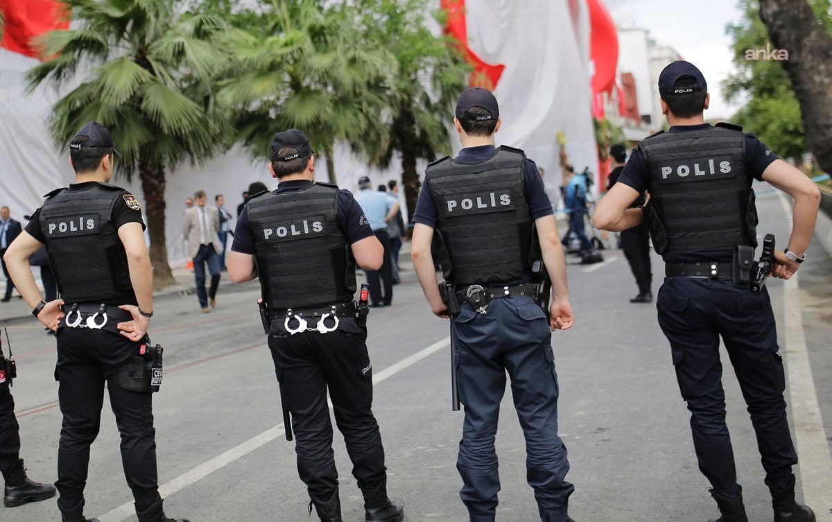 Polisler iş bırakıyor: Sendika tarihi açıkladı