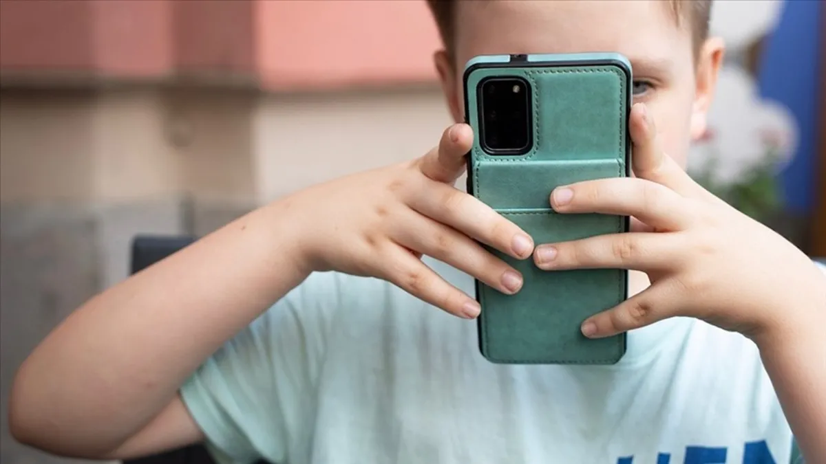 Polonya'da okullarda cep telefonu kullanımı yasaklandı