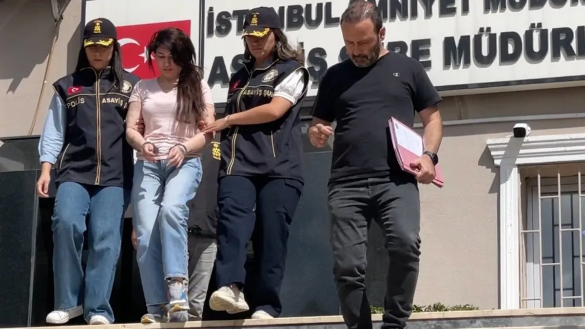 Ponzi Mine lakaplı dolandırıcı Kadıköy'de kafede yakalandı