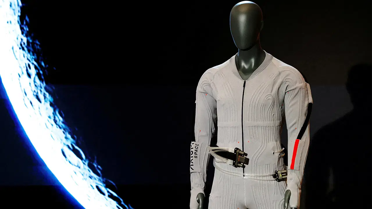 Prada, NASA için özel Ay giysisi tasarladı