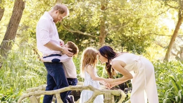 Prens Harry ve Meghan 6 Yıl Sonra İngiltere'ye Dönüyor