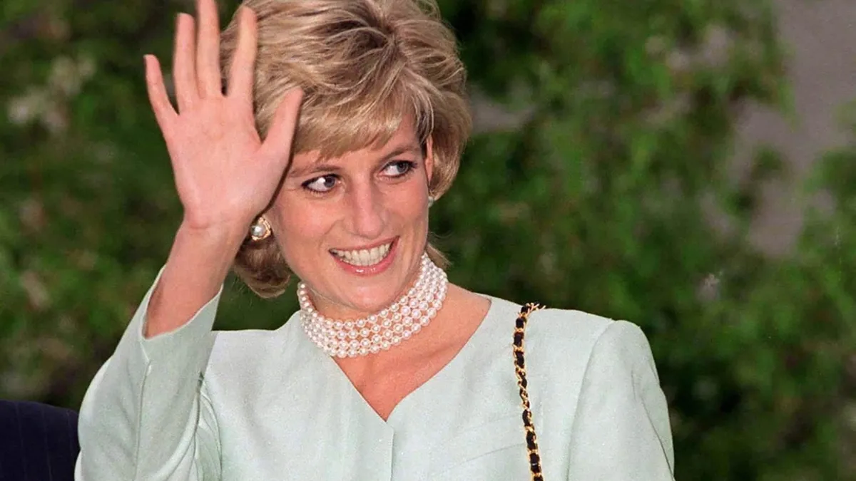Prenses Diana Kitabı Buckingham Sarayı'nda Paniğe Neden Oldu