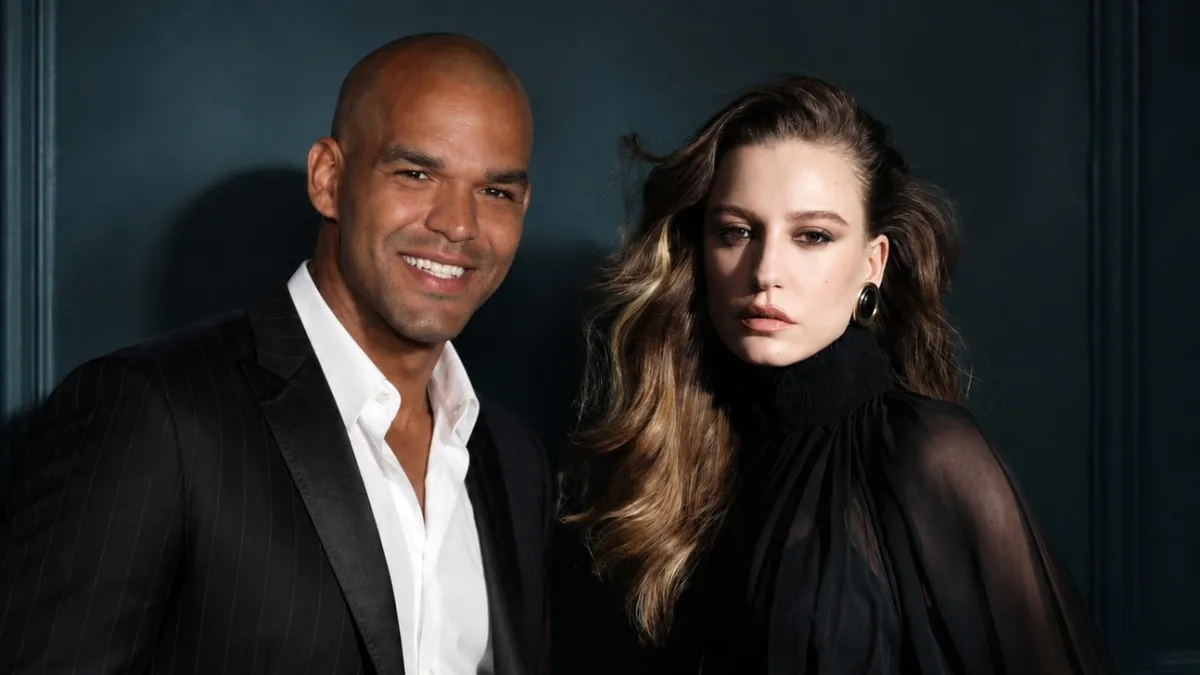 Prison Break Yıldızı Amaury Nolasco, Serenay Sarıkaya ile Aynı Masada