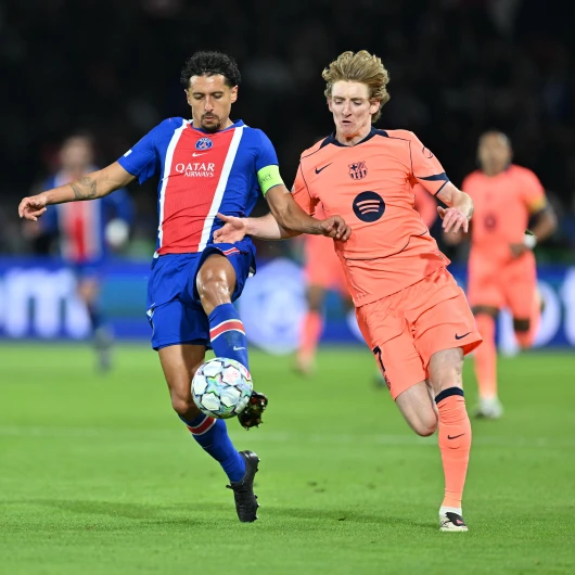 PSG Barcelona'yı 4-2 Yendi: 6 Gol, 4 Sakatlık
