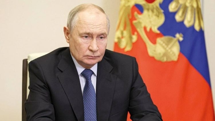 Putin'in Torununa Annesinin Soyadı İddiası