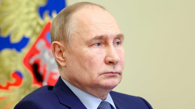 Putin: Ukrayna cephede geri çekildiği için teröre başvuruyor