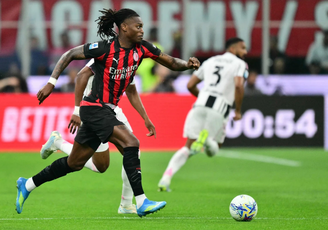 Rafael Leao Galatasaray Yolunda: Görüşmelerde Mutlu Son