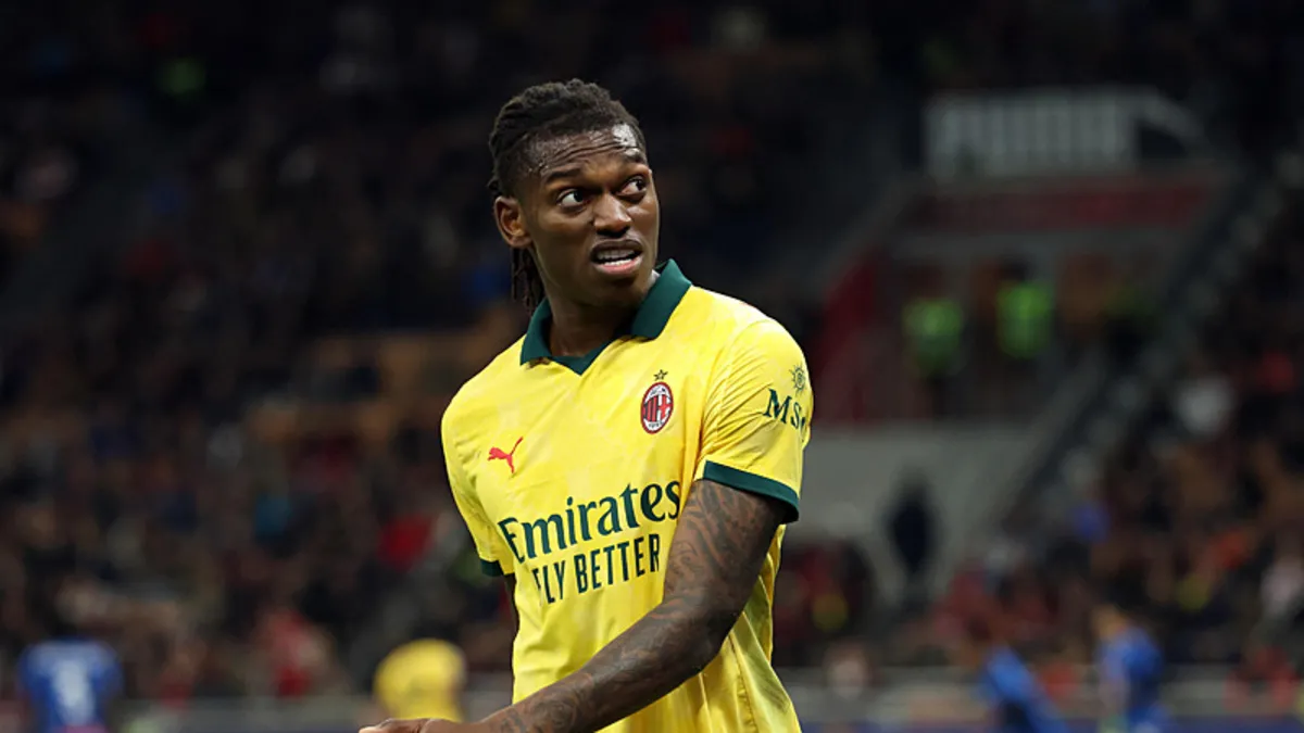 Rafael Leao, Milan'dan Ayrılacağını Açıkladı! Fenerbahçe ve Galatasaray İle Anılıyordu