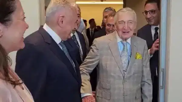 Rahmi Koç'un Kürt kadın fıkrasına DEM Parti ve AKP'den sert tepki