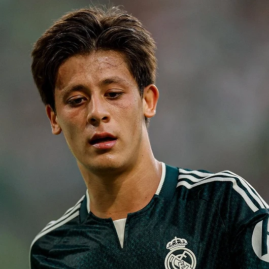 Real Madrid'in Yıldızı Bernardo Silva'dan Arda Güler İtirafı