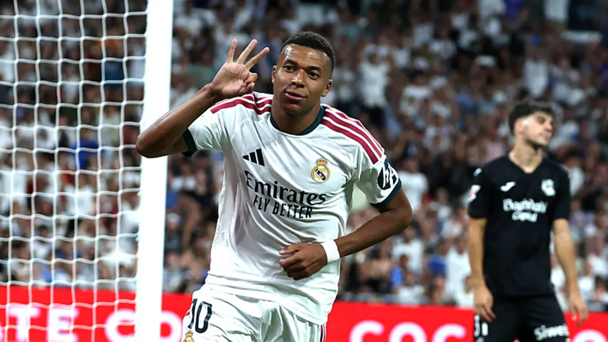 Real Madrid, Real Sociedad'ı 4-1 Yenerek LaLiga'da Fırtına Gibi Esti