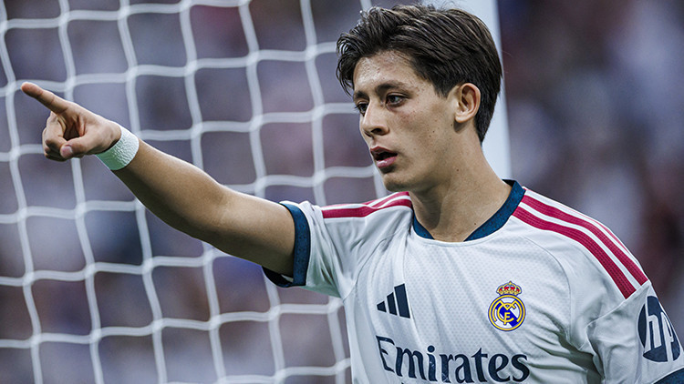 Real Madrid'de Eylül Ayının En İyisi Arda Güler