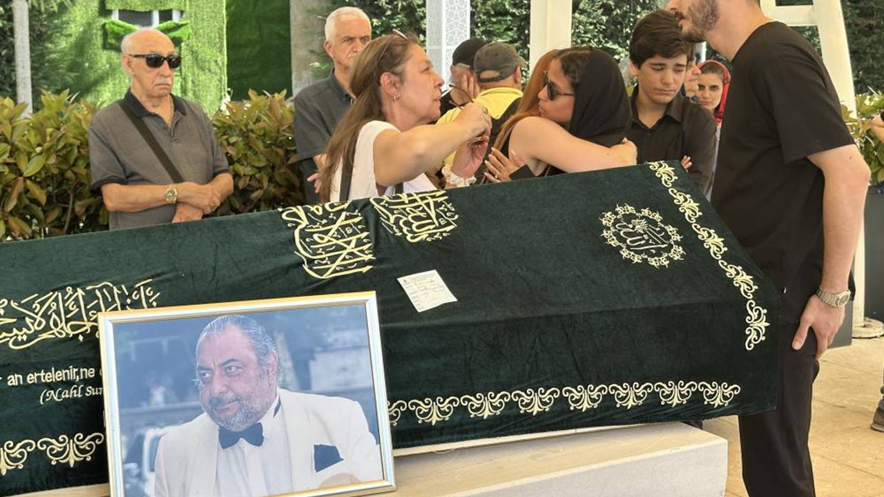 Reha Muhtar İstanbul'da Uğurlandı