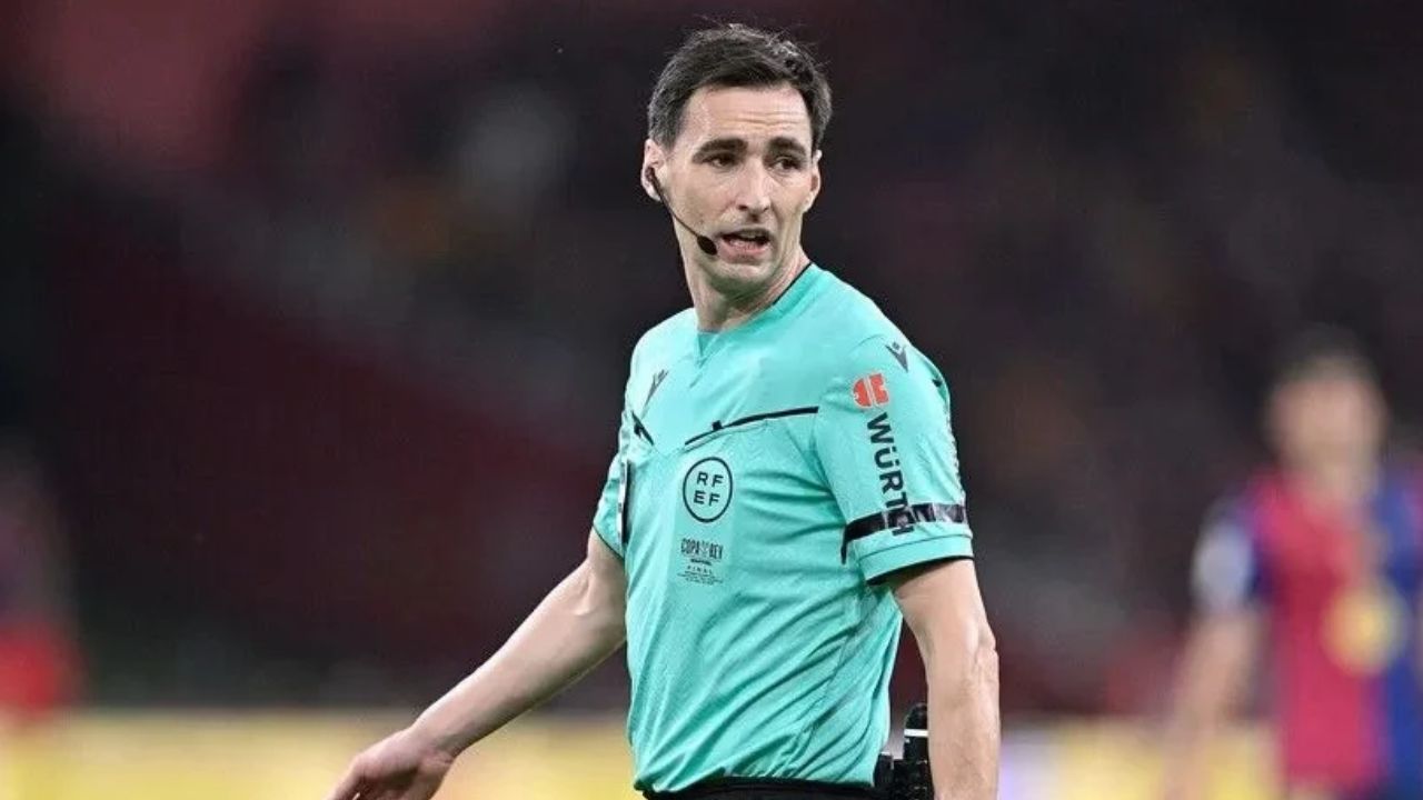 Ricardo de Burgos: Fenerbahçe-Slavia Prag Hakemi Kimdir