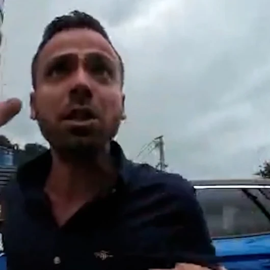 Rize'de Bisikletliye Yol Verme Tartışması: Tekme ve Yumruklu Saldırı Kamerada