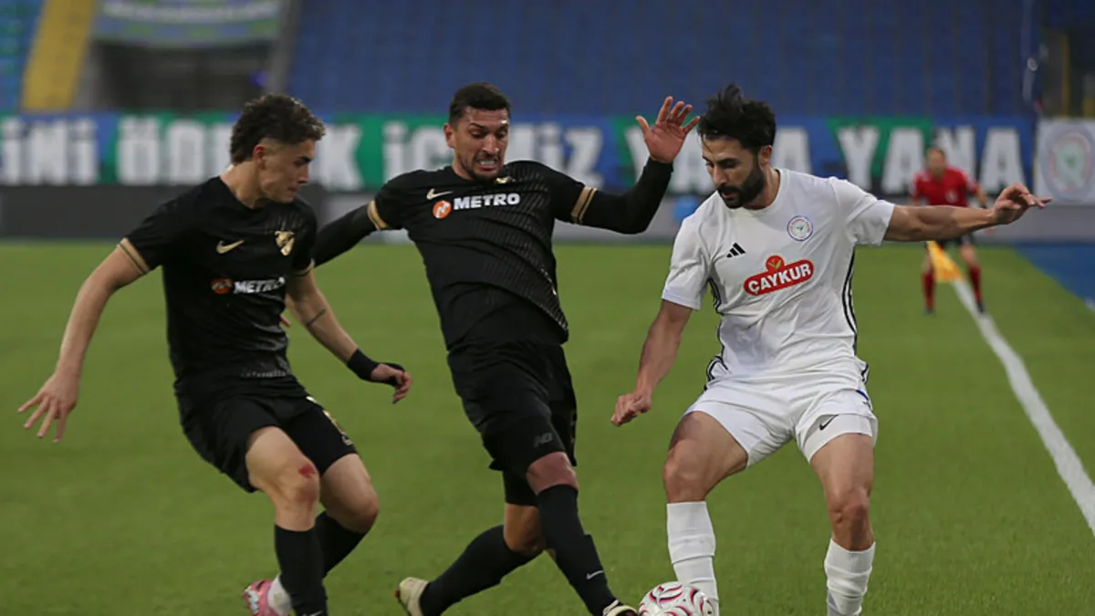 Rizespor, Boluspor'u 3-0 Mağlup Etti