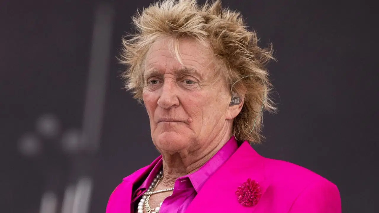 Rod Stewart konserini iptal edip Dünya Kupası'na gitti