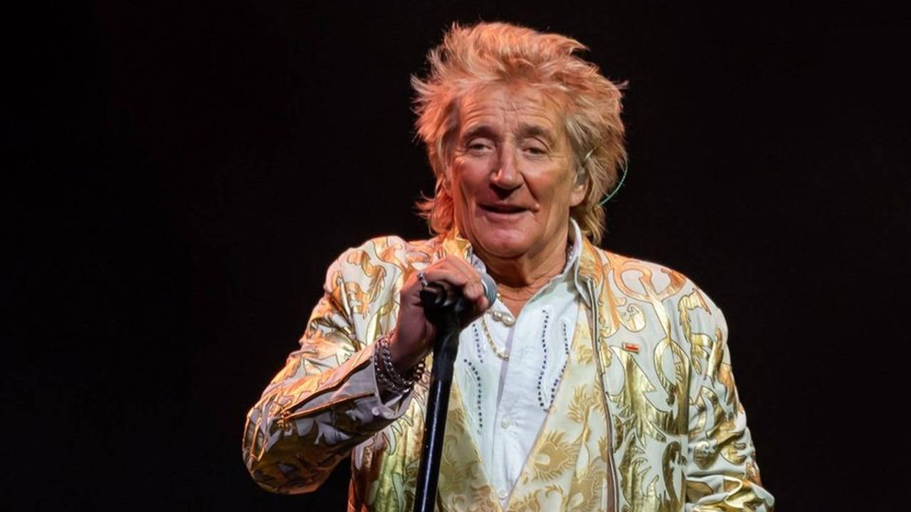 Rod Stewart'dan sağlık sorunu nedeniyle iptal edilen konserler ve kariyer açıklaması