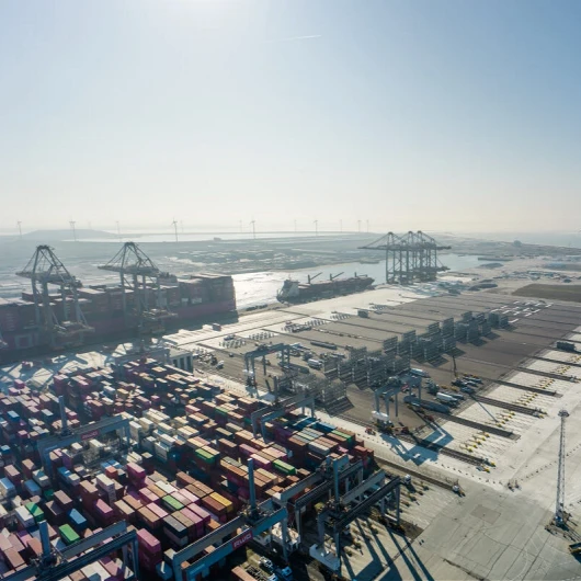Rotterdam Limanı'nda Patlama: Bir Ölü, Çok Sayıda Yaralı