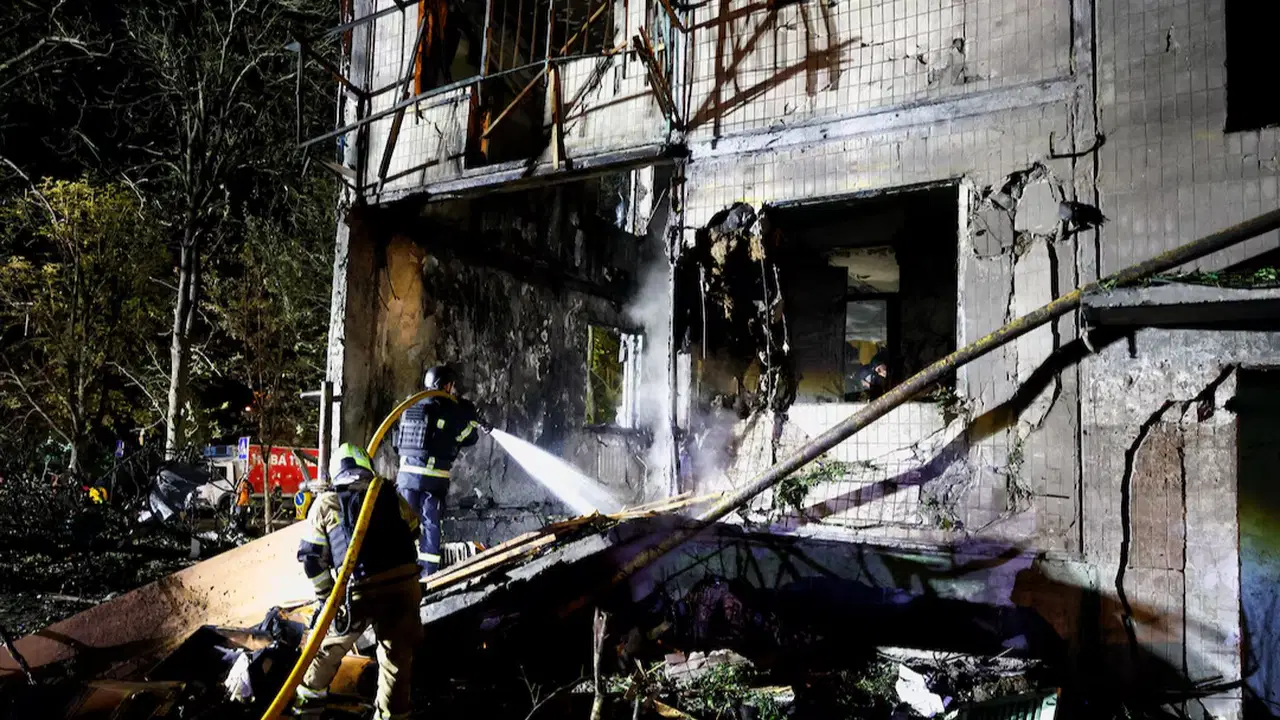 Rusya'nın Kiev'e Balistik Füze Saldırısı: 9 Ölü, 28 Yaralı
