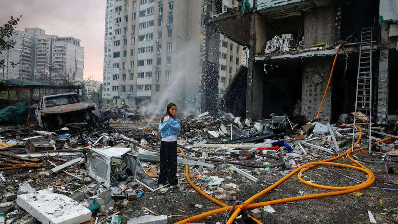 Rusya'nın Kiev'e füze ve İHA saldırısı: 11 ölü