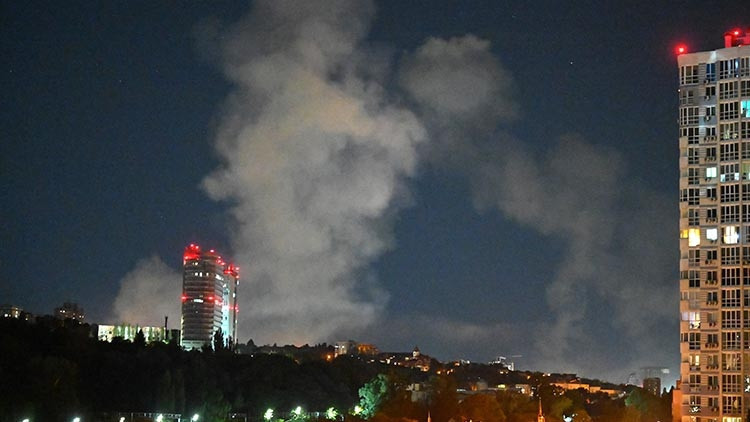 Rusya'nın Gece Saldırısı: Ukrayna'da Ölü ve Yaralılar Var