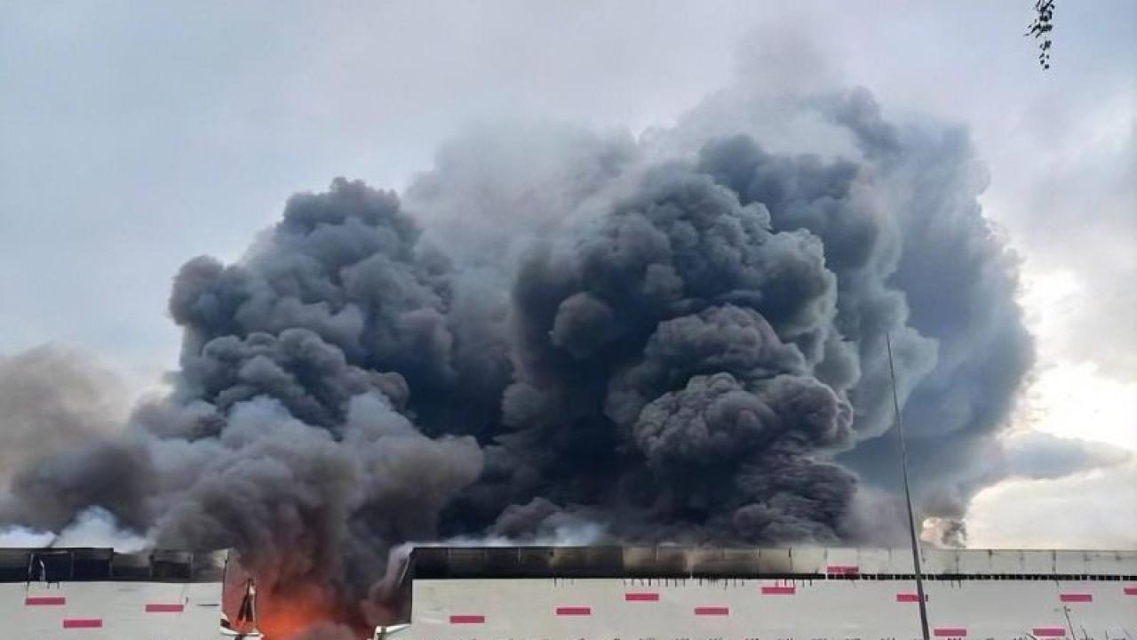 Rusya'da petrol rafinerisine İHA saldırısı: Yangın çıktı