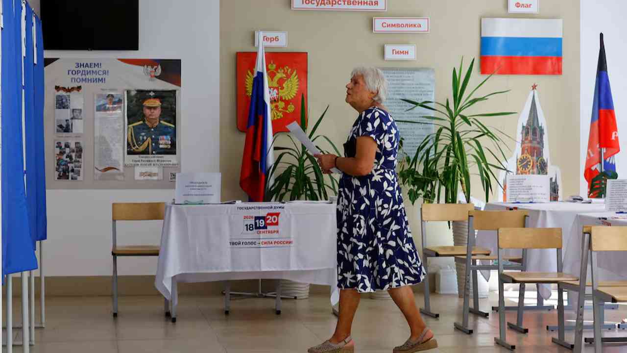 Rusya'da Putin'in Partisi Seçimde Açık Ara Önde