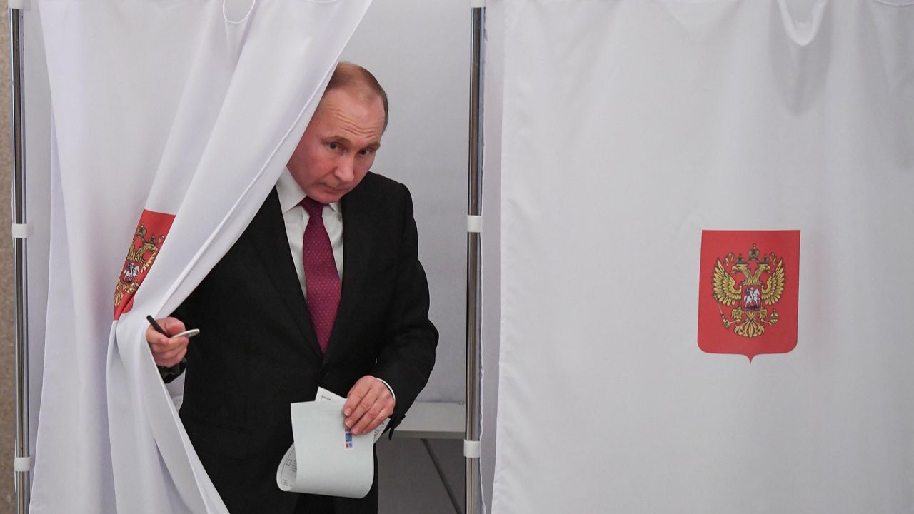 Rusya'da Ukrayna savaşı sonrası ilk parlamento seçimi: 111 milyon seçmen sandıkta