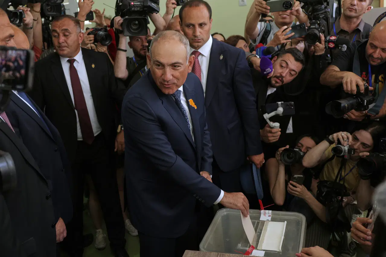 Rusya'dan Ermenistan seçimlerine Batı müdahalesi eleştirisi