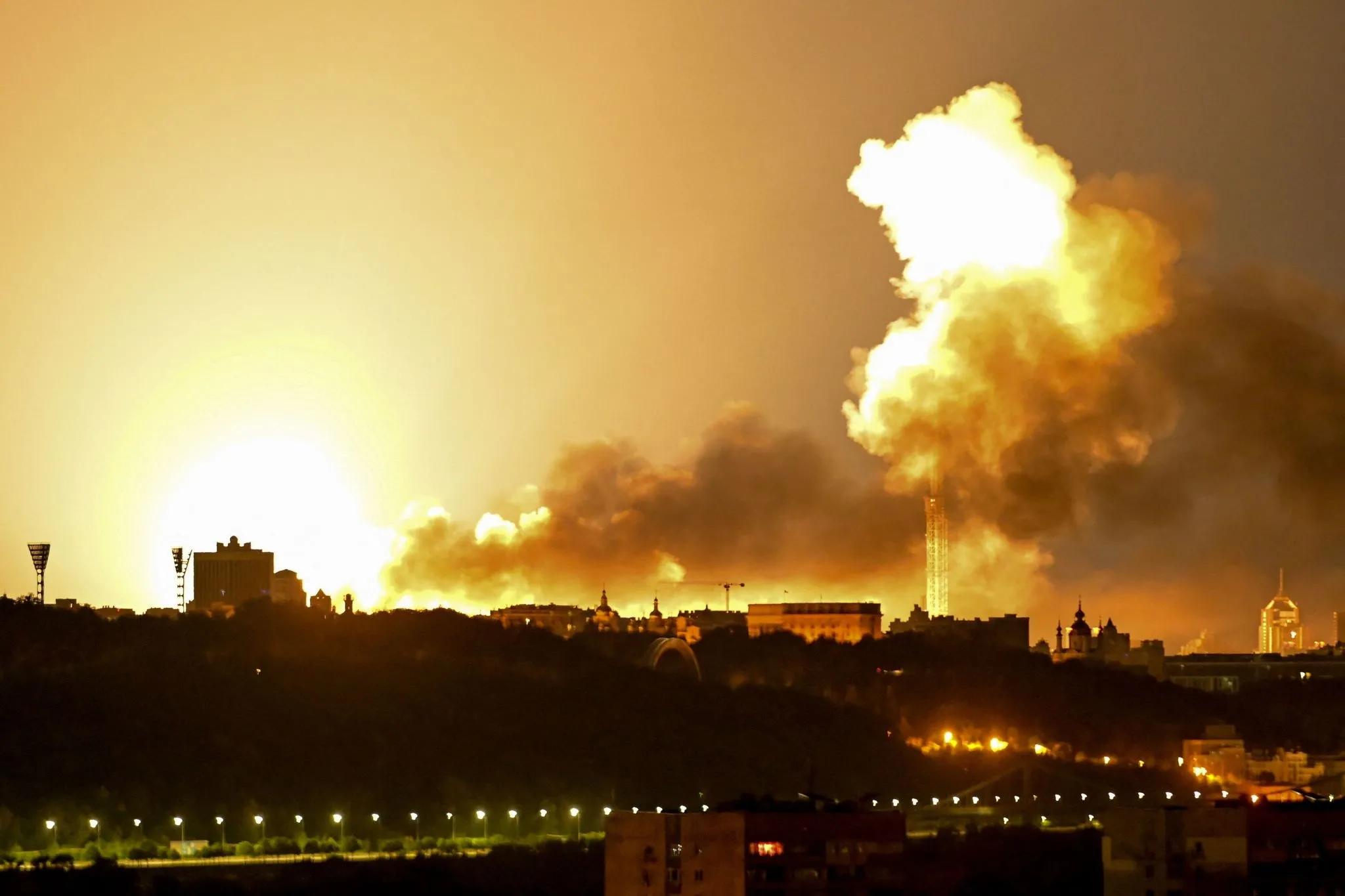 Rusya'dan Ukrayna'ya geniş çaplı saldırı: En az 8 ölü, onlarca yaralı